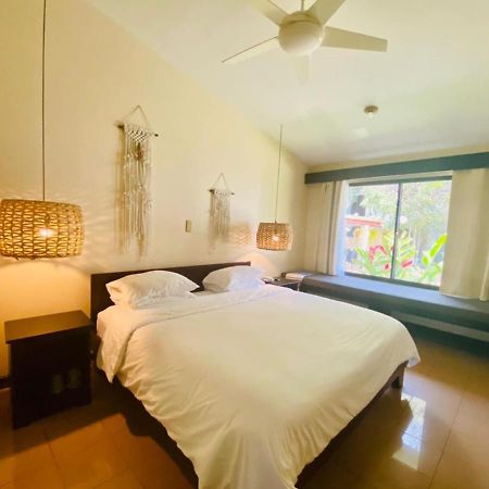 Hotel Mango Airport Río Segundo Εξωτερικό φωτογραφία