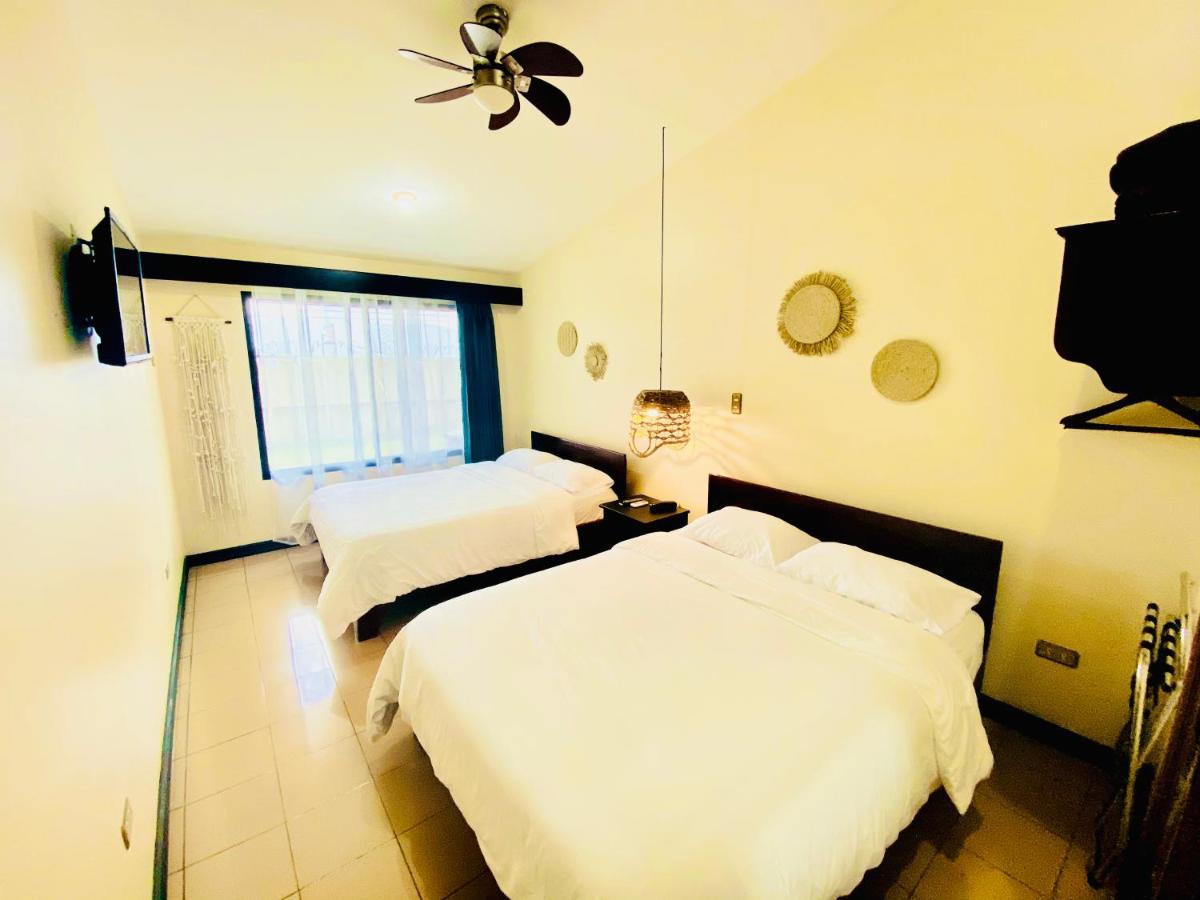Hotel Mango Airport Río Segundo Εξωτερικό φωτογραφία