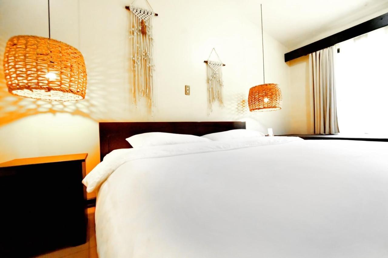 Hotel Mango Airport Río Segundo Εξωτερικό φωτογραφία